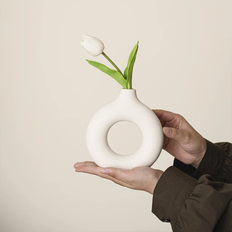 Imitation Ceramic Donut Vase - Modern White Hollow Design for Single Flowers